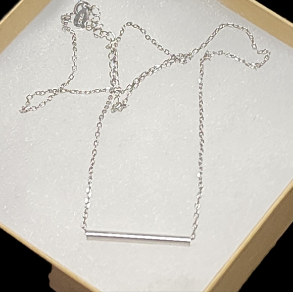 STERLING SILVER BAR NECKLACE - Picture 1 of 8